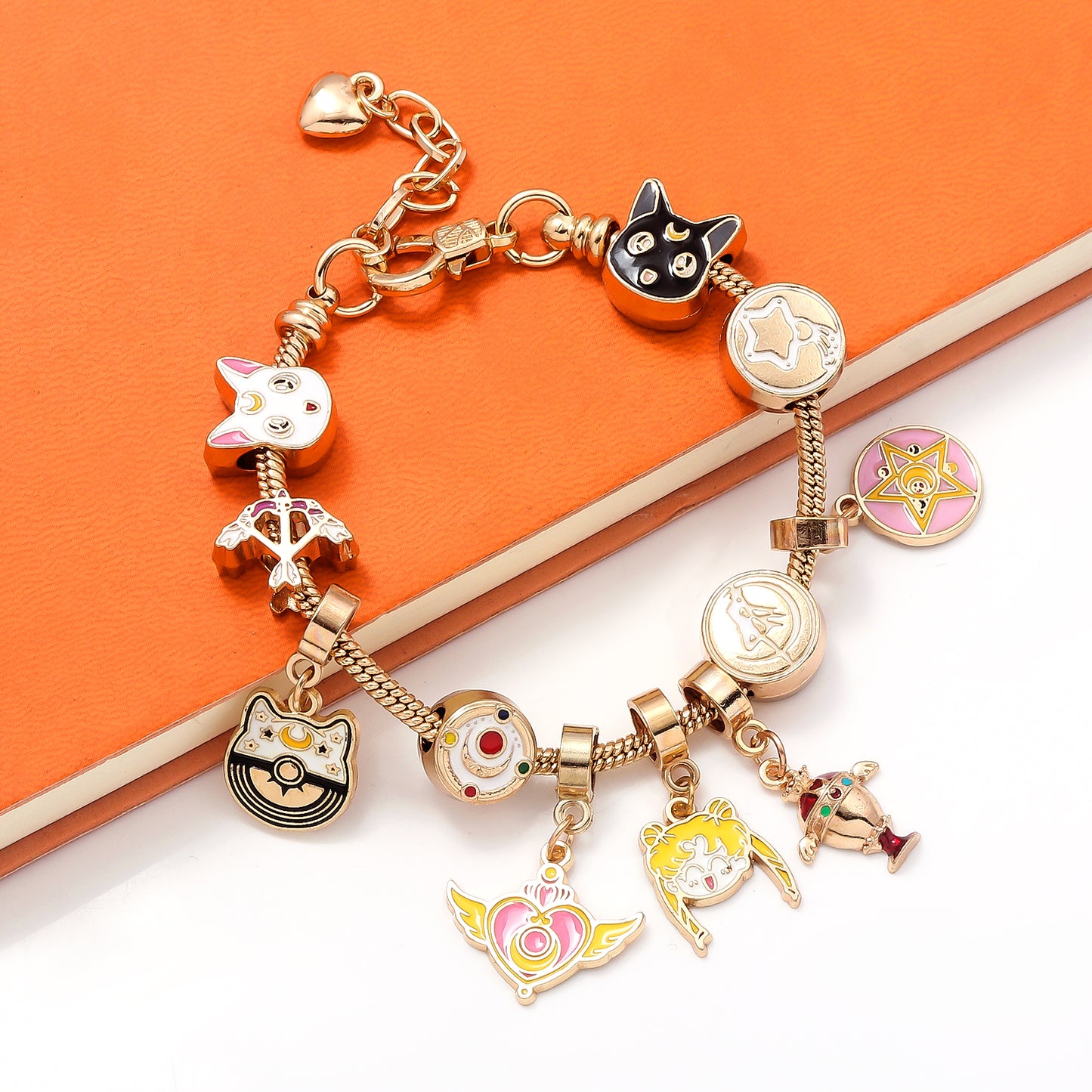 Pulsera Charms dorada dijes Sailor moon