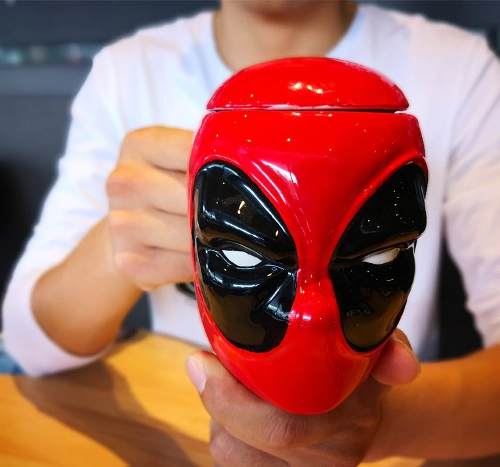 Tazón Taza 3d Cerámica Deadpool Con Tapa Marvel (estoykuku)