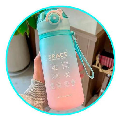 Botella de agua deportiva kawaii space