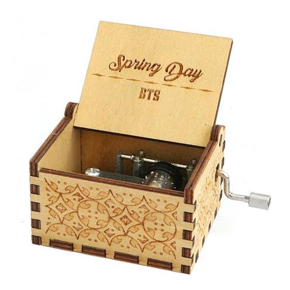 caja musical madera BTS