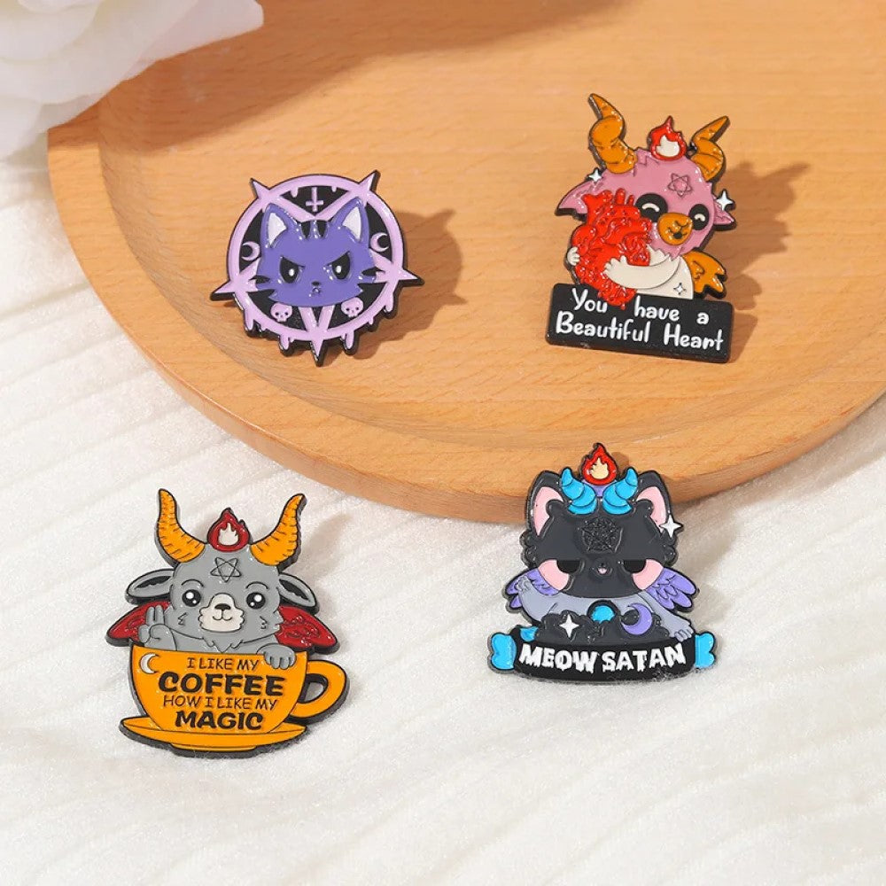 set pines broches adorables diablitos Miu Satan baphomet bab