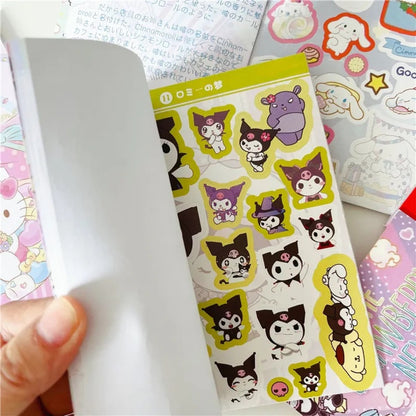 Mini Libro Sticker Kuromi