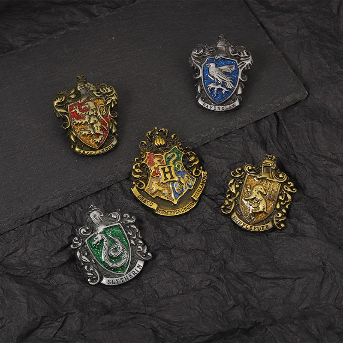 Set 5 Pines broches en caja Harry Potter