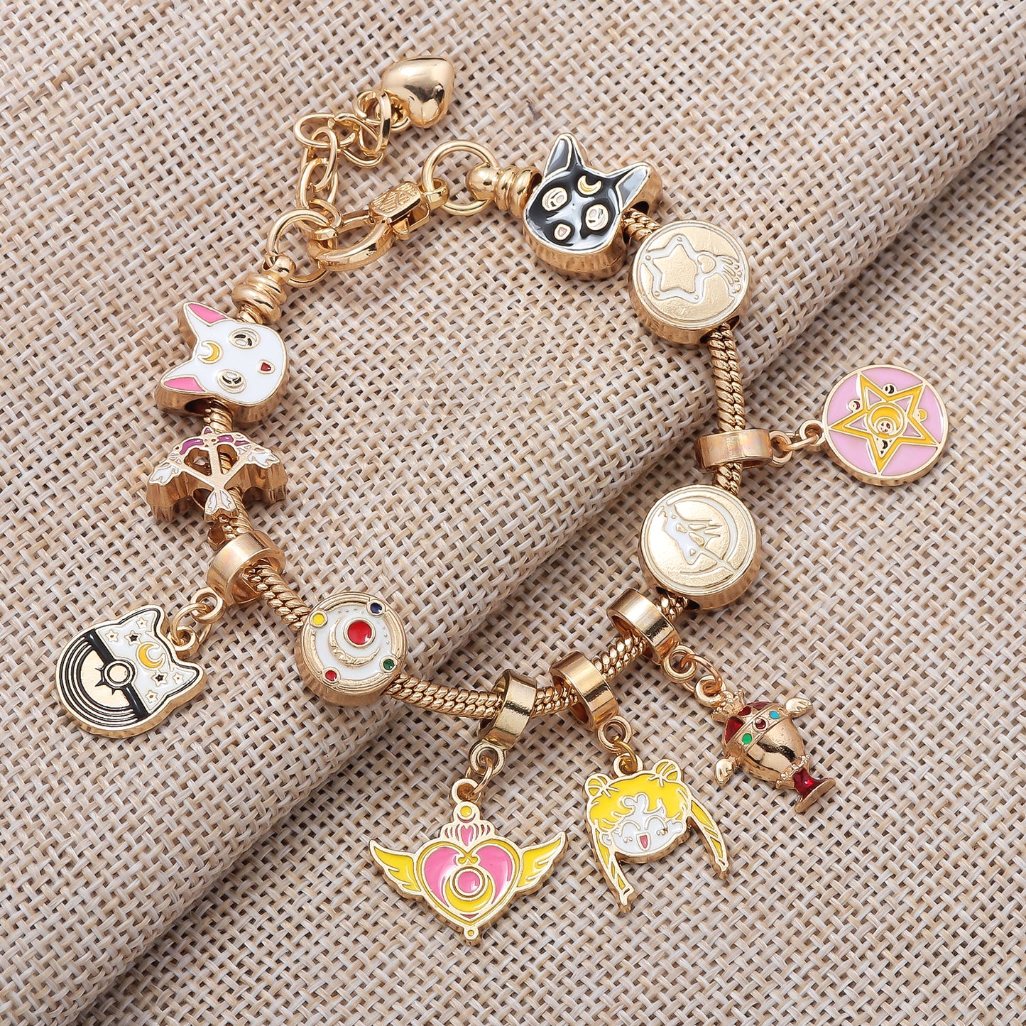 Pulsera Charms dorada dijes Sailor moon