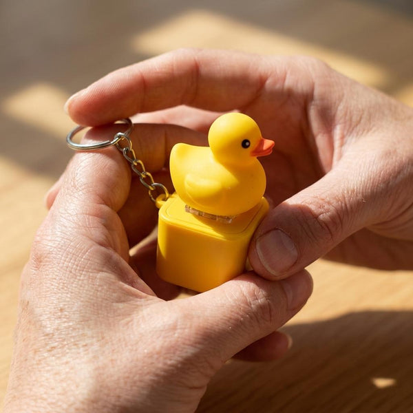 Llavero Antiestrés Con Sonido Led Duck Fidget Toy Patito