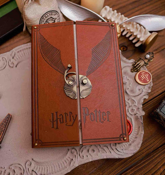 Libreta agenda  planner Delux Harry Potter Broche Snitch
