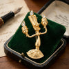 Broche Pin dorado Lumière de La Bella y la Bestia