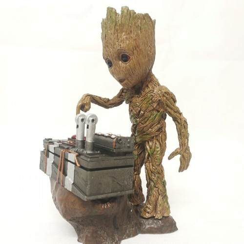 Figura Bebe Groot Bomba Coleccionable 18cm Envió Gratis